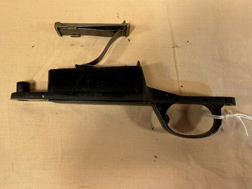 detail_husqvarna-1640-steel-trigger-guard-1_01_IMG_3982.jpg